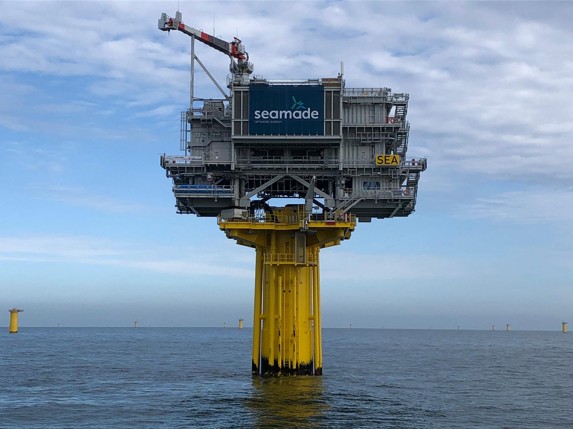Succesvolle installatie van twee offshore substations is belangrijke mijlpaal voor offshore windmolenpark SeaMade